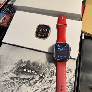 Apple Watch Ultra 2 (49mm Titanium) 64GB-Cellular